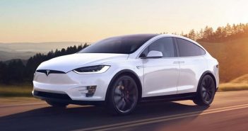 Tesla Motor เปิดตัวรถยนต์พลังงานไฟฟ้า Tesla Model X เทคโนโลยีโลกอนาคต