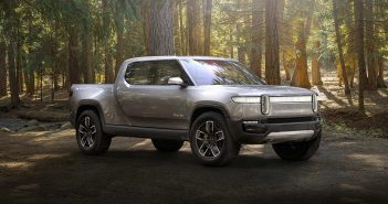 Rivian เปิดตัวรถกระบะพลังงานไฟฟ้า Rivian R1T และรถยนต์ SUV พลังงานไฟฟ้า Rivian RS1 SUV