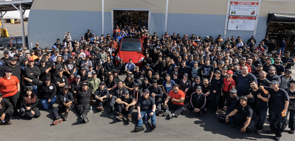 tesla-team-on-making-our-1000000-cars