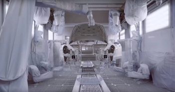 ระบบพ่นสีรถยนต์ที่ทันสมัยมากที่สุดในโลกในโรงงาน Gigafactory 4 กรุงเบอร์ลิน